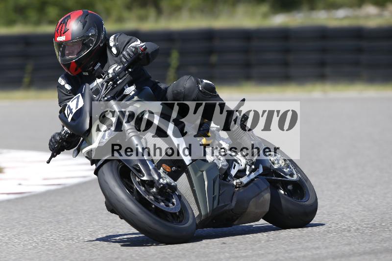 Archiv-2025/48 25.08.2025 Cornu Master School ADR/blau-bleu/47